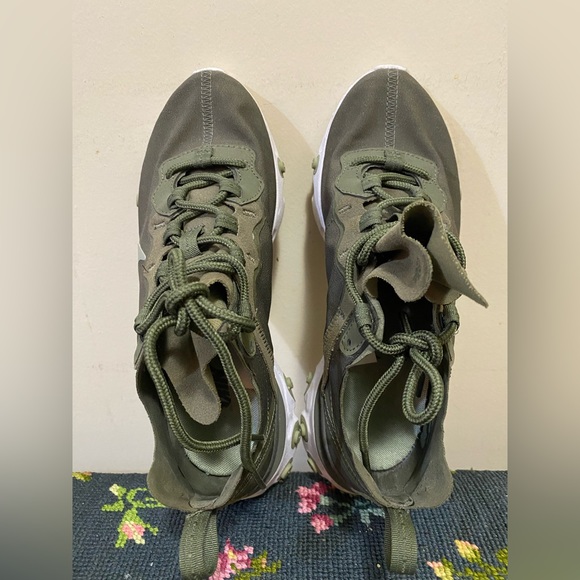 Nike React Element 55 Sneakers (6.5, green & white) - Picture 6 of 8
